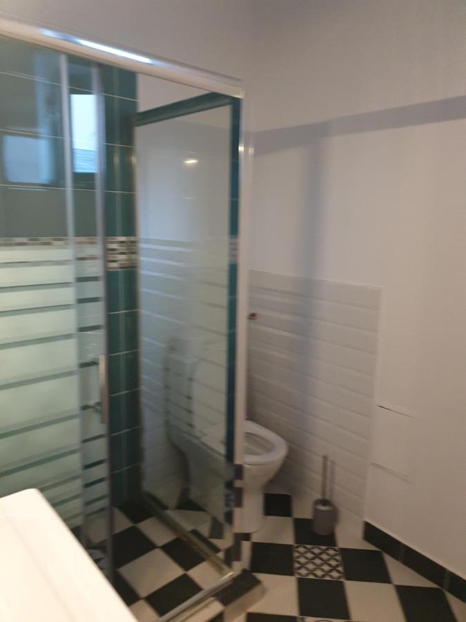 בוקרשט Studio Yellow - Piata Victoriei מראה חיצוני תמונה